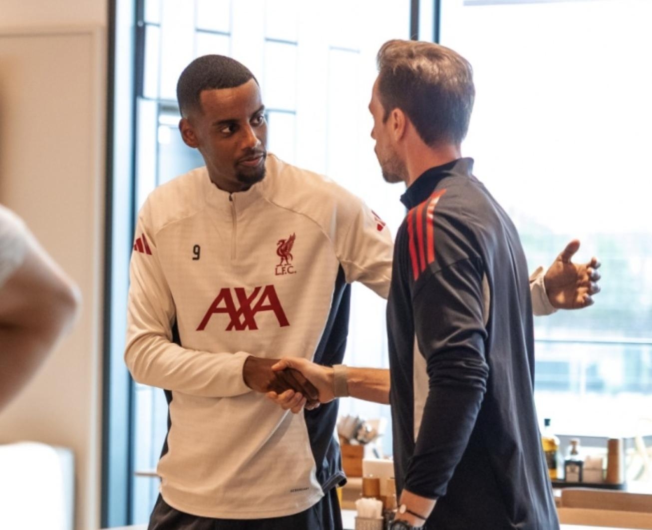 利物浦迎法国杯关键赛，关键时刻扳平良机，球迷炸锅，临场指挥获称赞的简单介绍